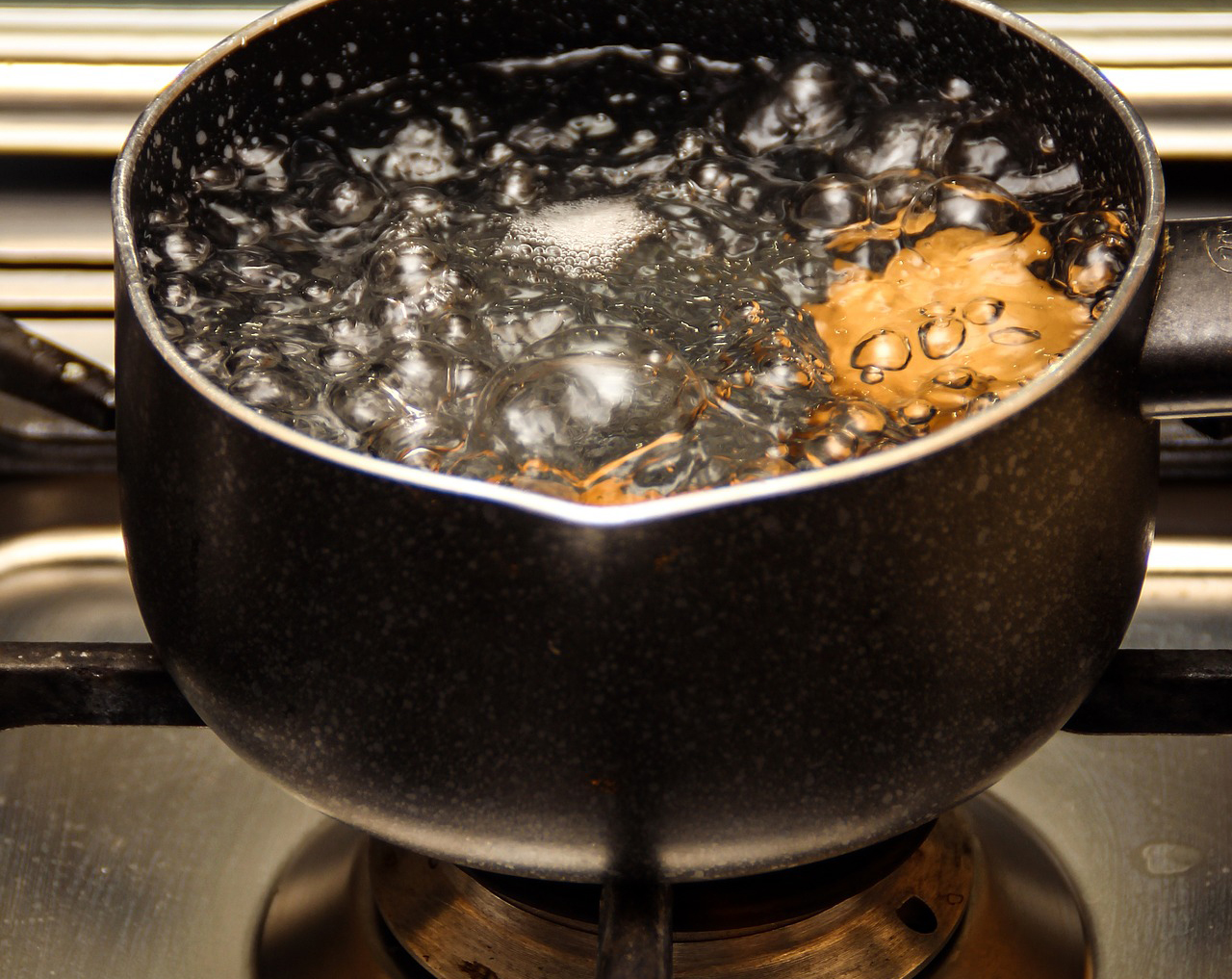 Dunedin Council Alert Boil water before drinking! Restaurant