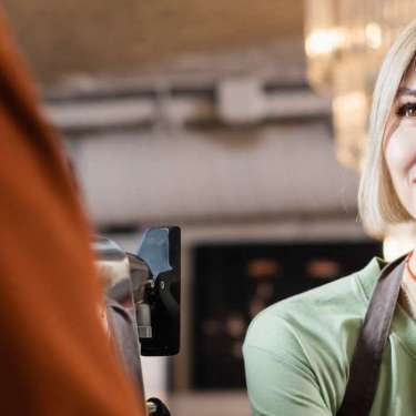 Rest and meal break policy for hospitality businesses